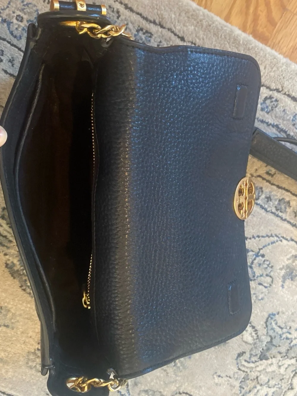 Tory Burch Chelsea Black Pebbled Leather Chain Crossbody with Gold Emblem